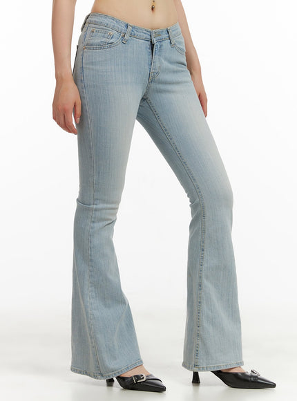 low-waist-slim-fit-bootcut-jeans-cu424 / Light blue