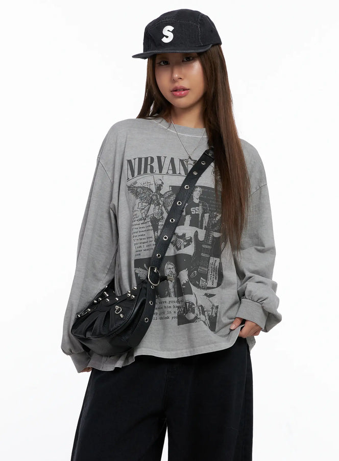 oversized-graphic-long-sleeve-tee-cs524 / Light gray