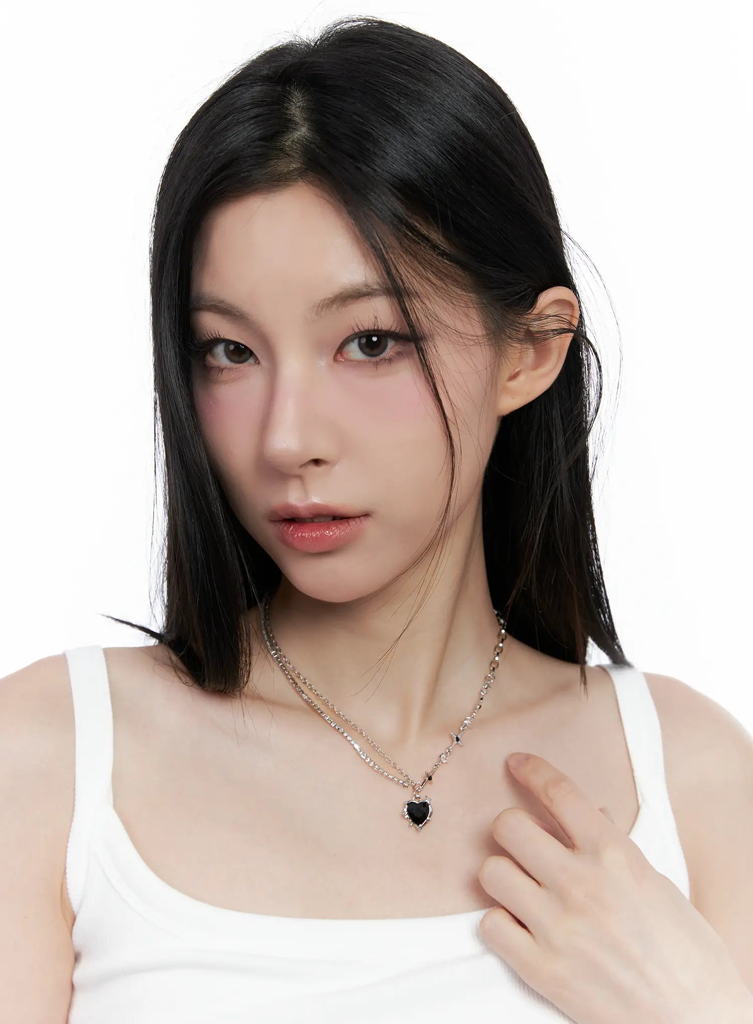 half-and-half-black-heart-necklace-co503