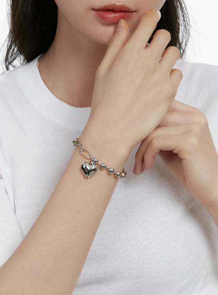 bold-heart-bead-bracelet-f502 / Silver