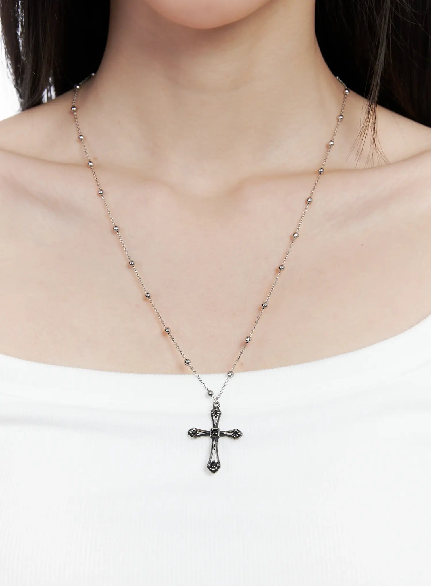 black-cross-bead-necklace-co503