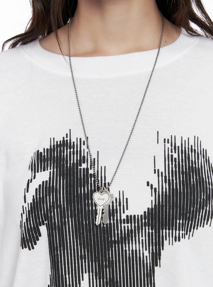 vintage-key-charm-necklace-cn511