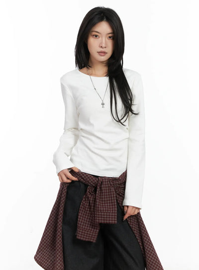 classic-u-neck-pin-tuck-long-sleeve-tee-cn528 / White