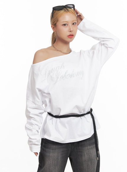 Graphic Oversized One-Shoulder Top CM505