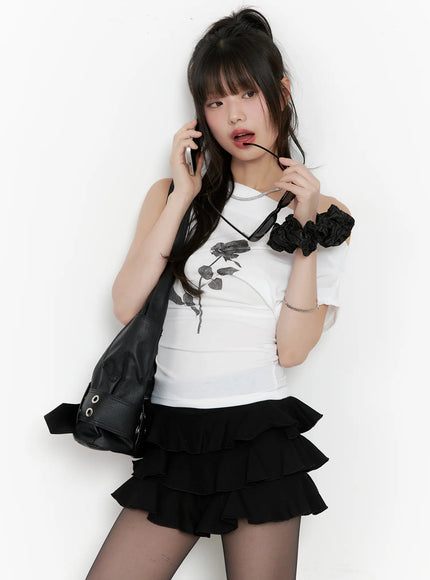 black-rose-asymmetric-top-cg518 / White