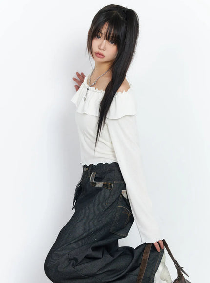 off-shoulder-frill-long-sleeve-top-cf506 / Light beige