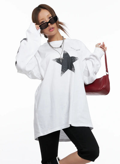 oversized-graphic-star-long-sleeve-top-cs522 / White