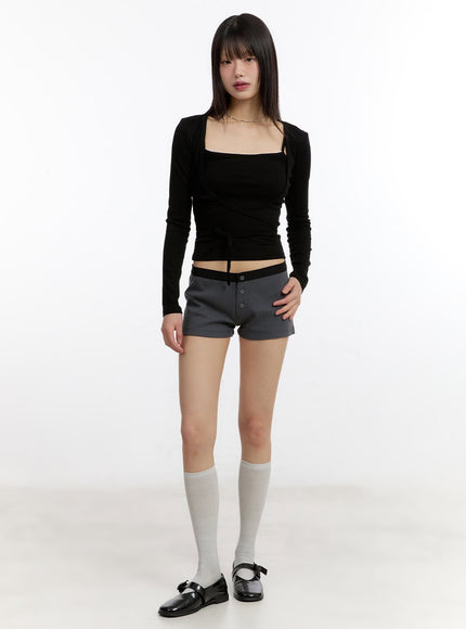 low-rise-buttoned-cotton-shorts-ca508