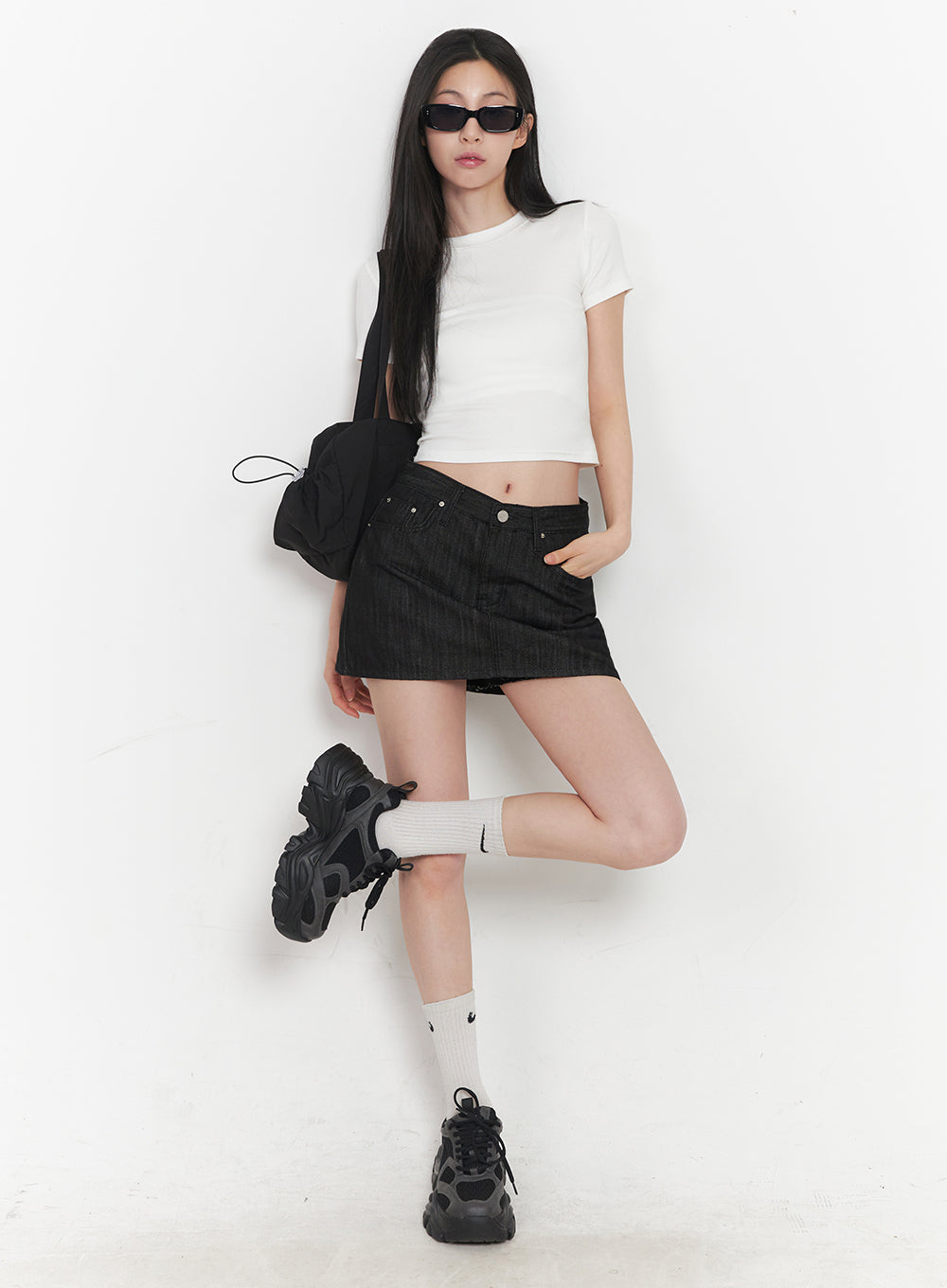 slim-fit-crop-tee-iy516