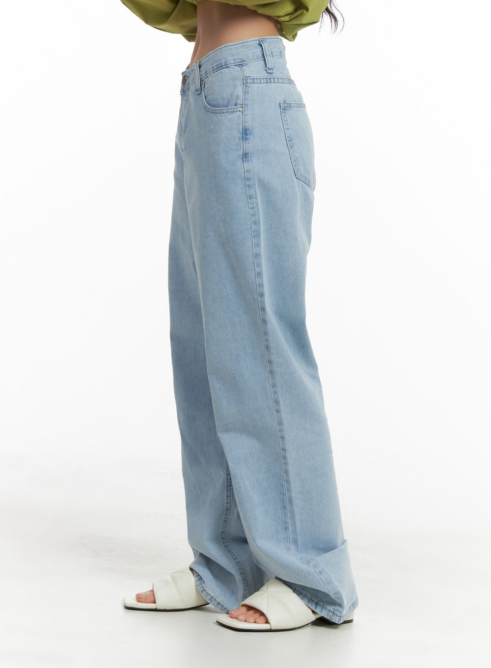 washed-cotton-straight-jeans-om425