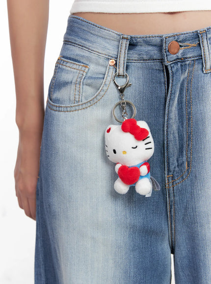 hello-kitty-plush-charm-keychain-cl522