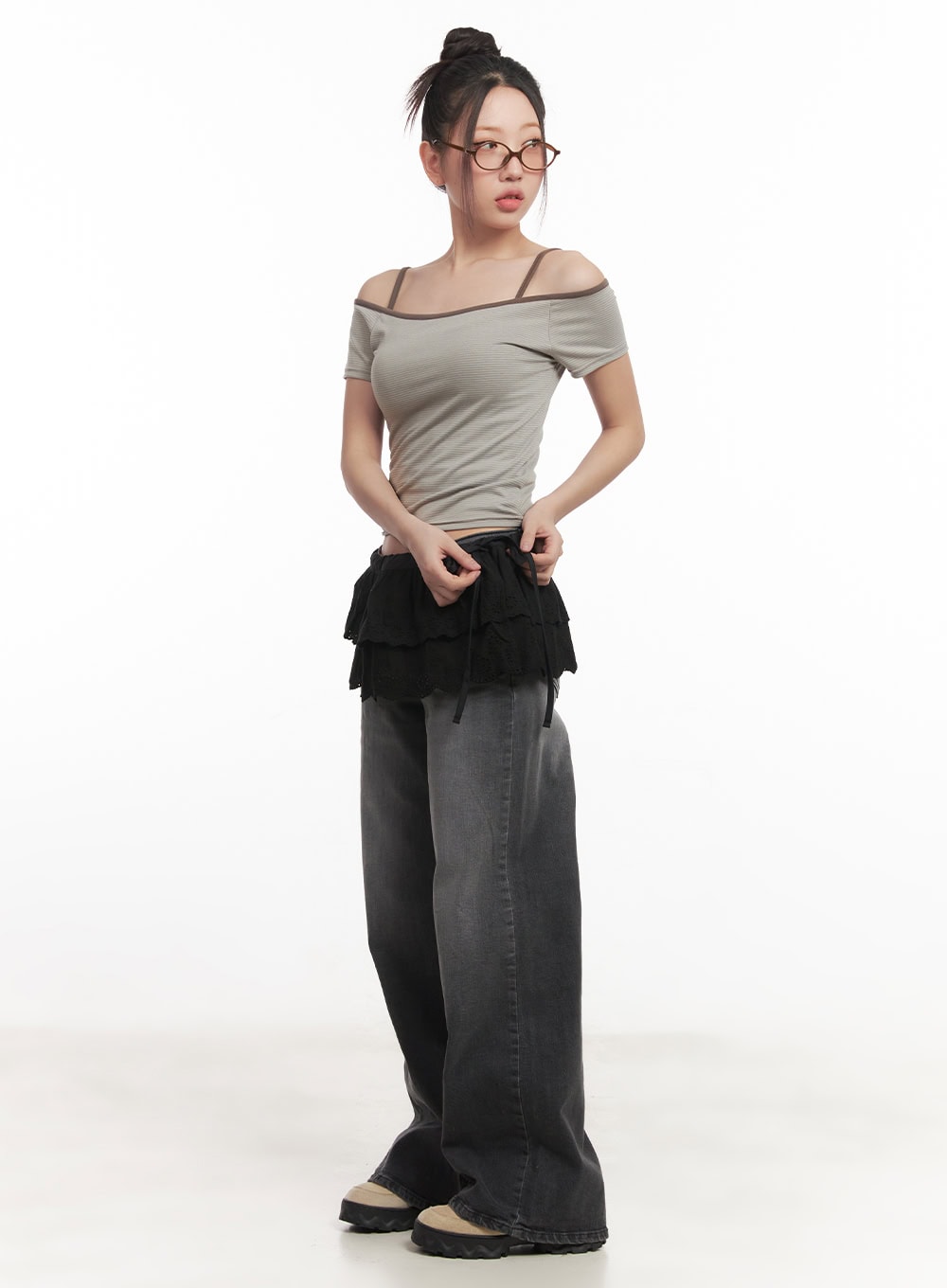 mari-washed-mid-rise-wide-leg-jeans-cm528