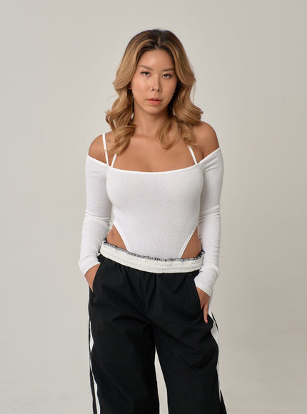 Off-Shoulder Thin Straps Bodysuit IN22
