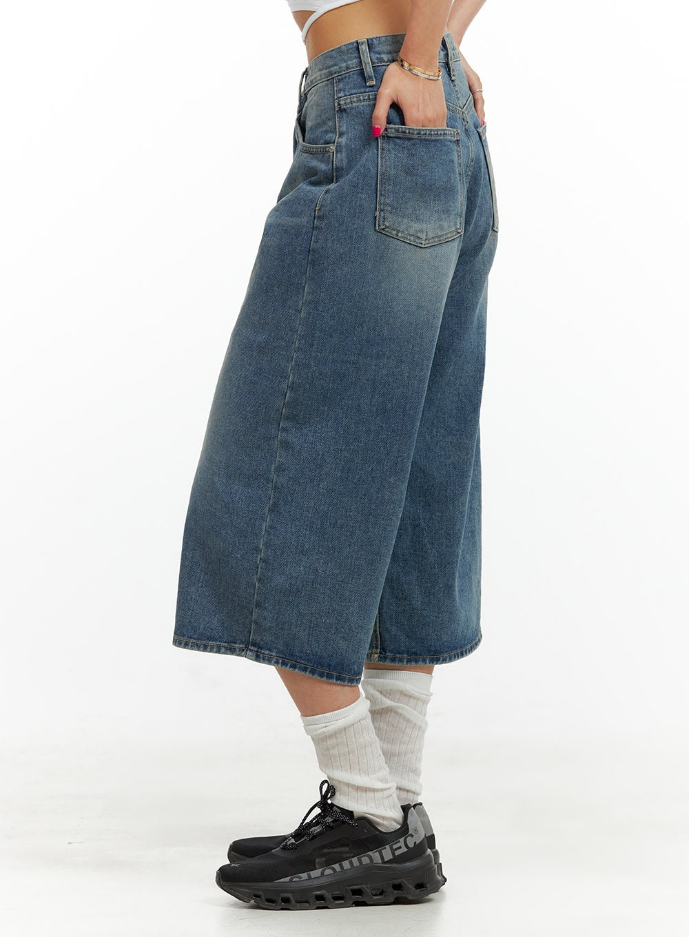 low-rise-bermuda-jorts-iu419