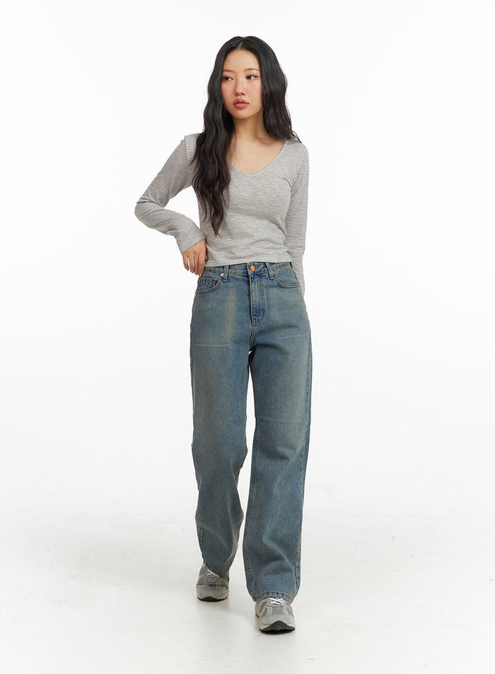 solid-straight-leg-jeans-cf407