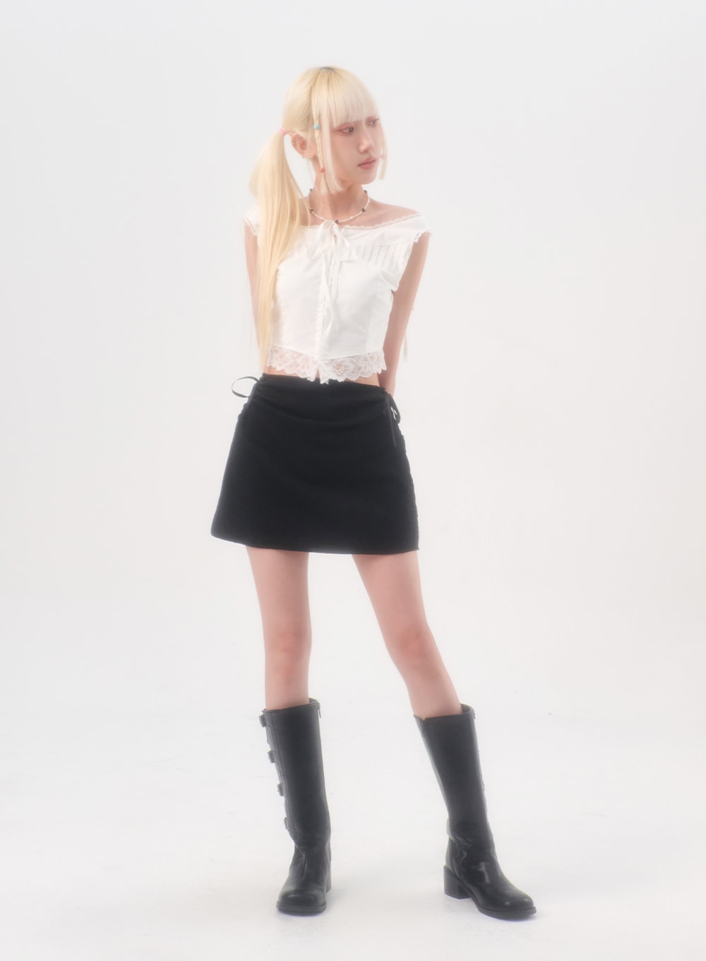 side-ribbon-mini-skirt-il307