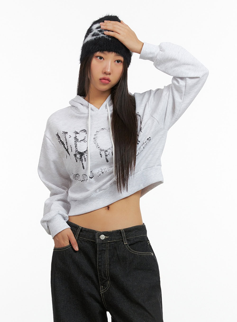 acubi-graphic-crop-hoodie-is402
