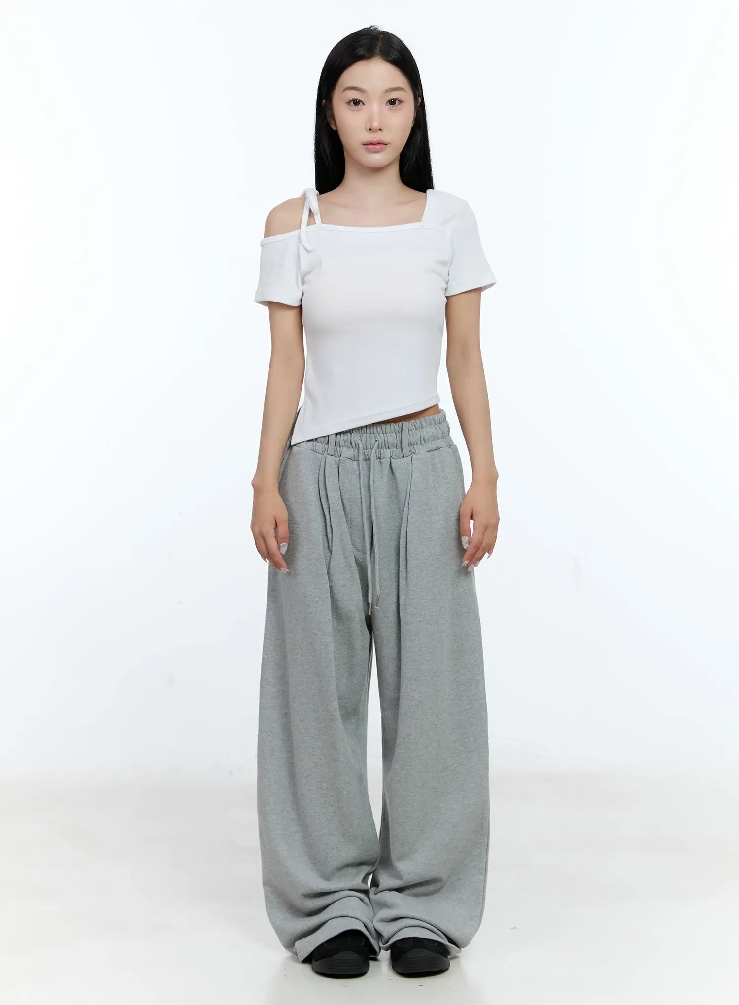 cozy-pintuck-wide-leg-sweatpants-cg501