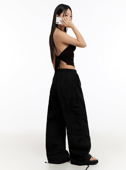 draped-halter-crop-top-iu509