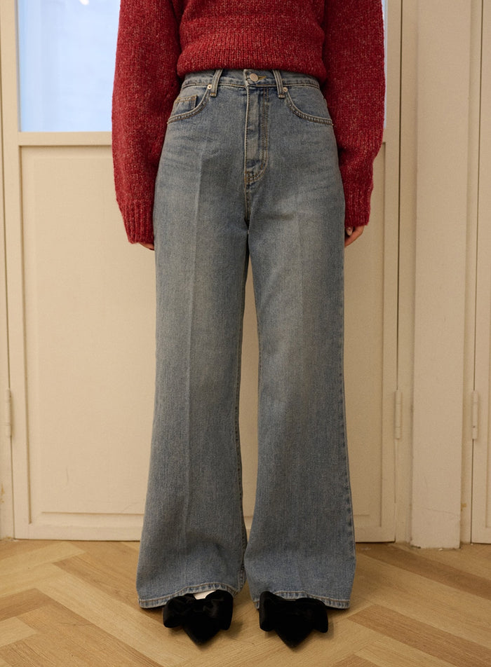 casual-denim-solid-straight-leg-jeans-od326