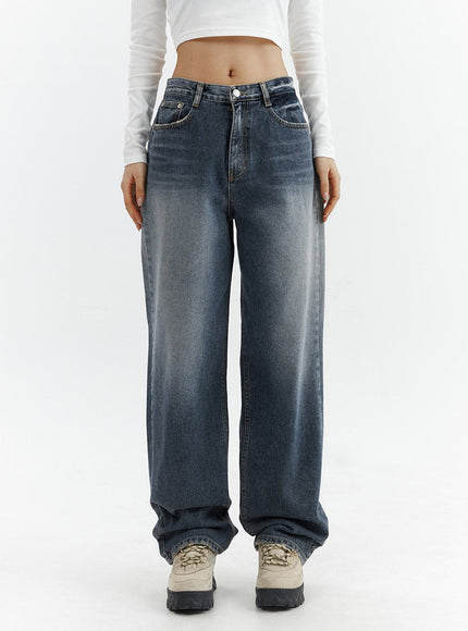 washed-button-straight-leg-jeans-cj425