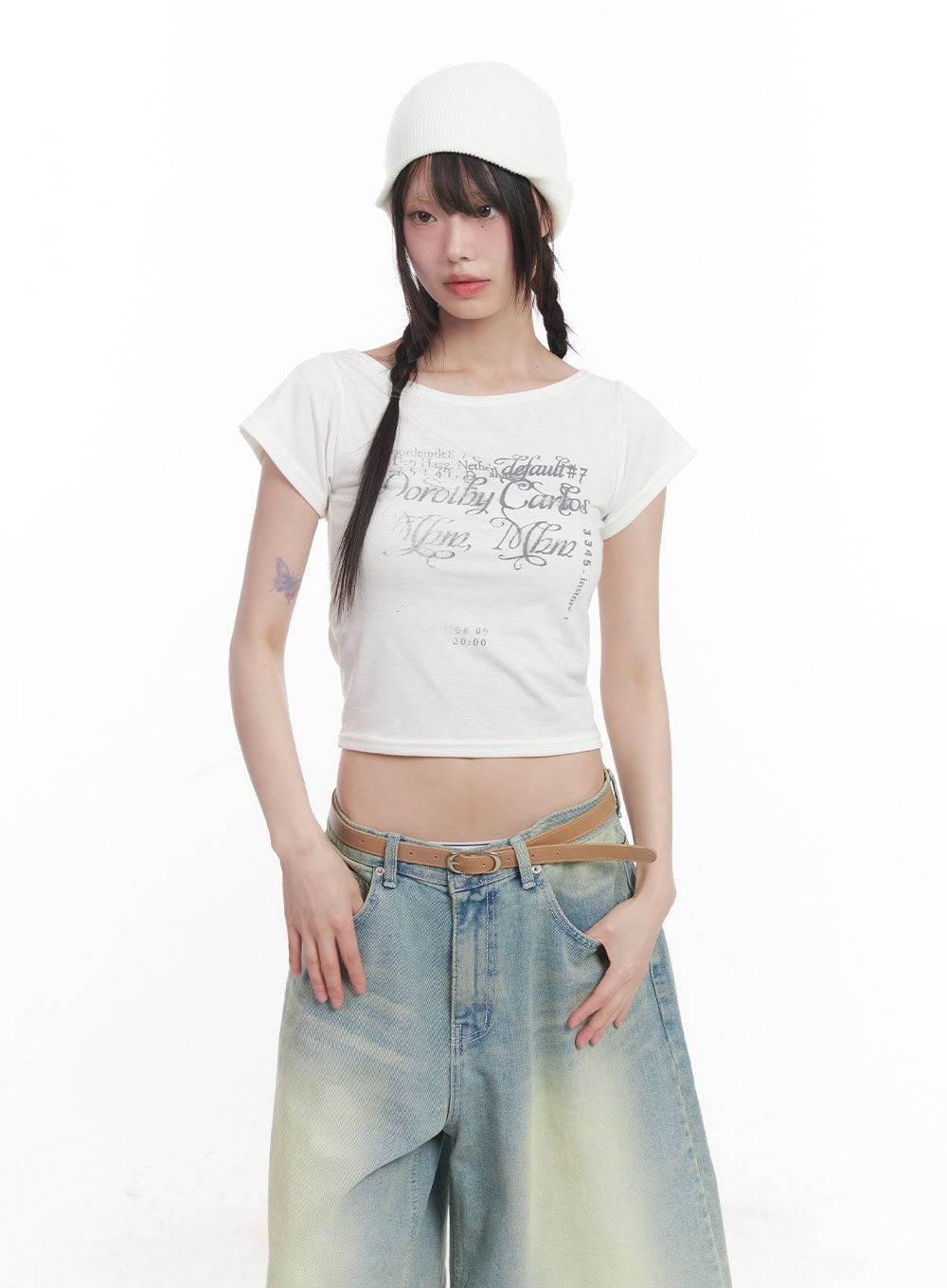 slim-fit-graphic-top-cu505