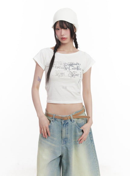 slim-fit-graphic-top-cu505
