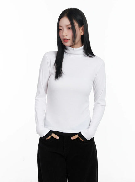 contrast-cuff-turtleneck-long-sleeve-top-cj520