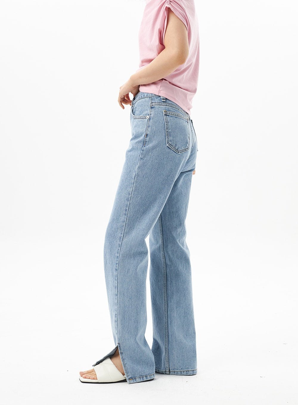slit-detail-jeans-ou314