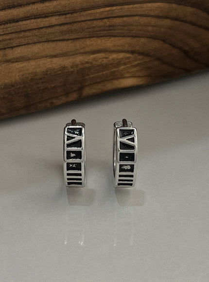 rom-number-earrings-il415