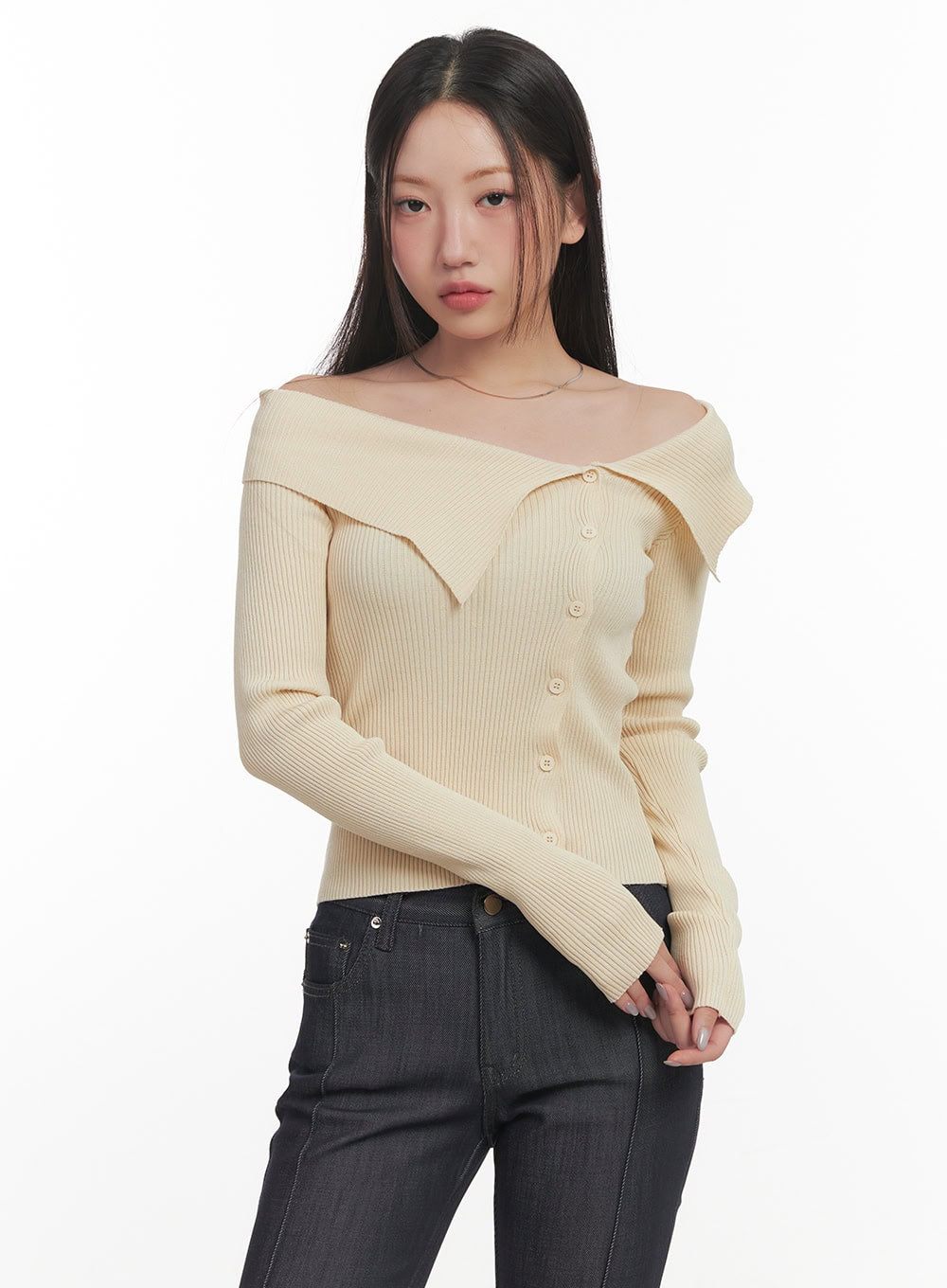 Off-Shoulder Asymmetric Long-Sleeve Knit Top CF525