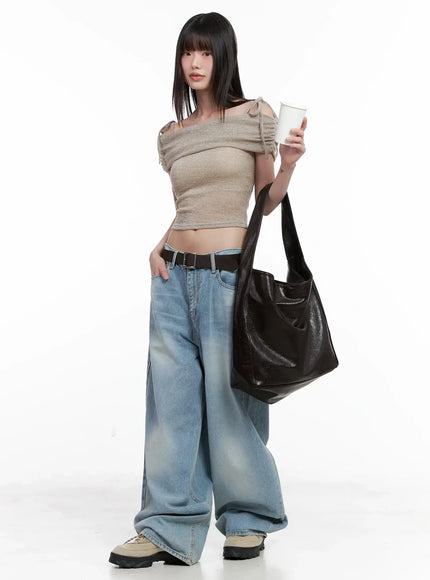 textured-off-shoulder-knit-top-il531