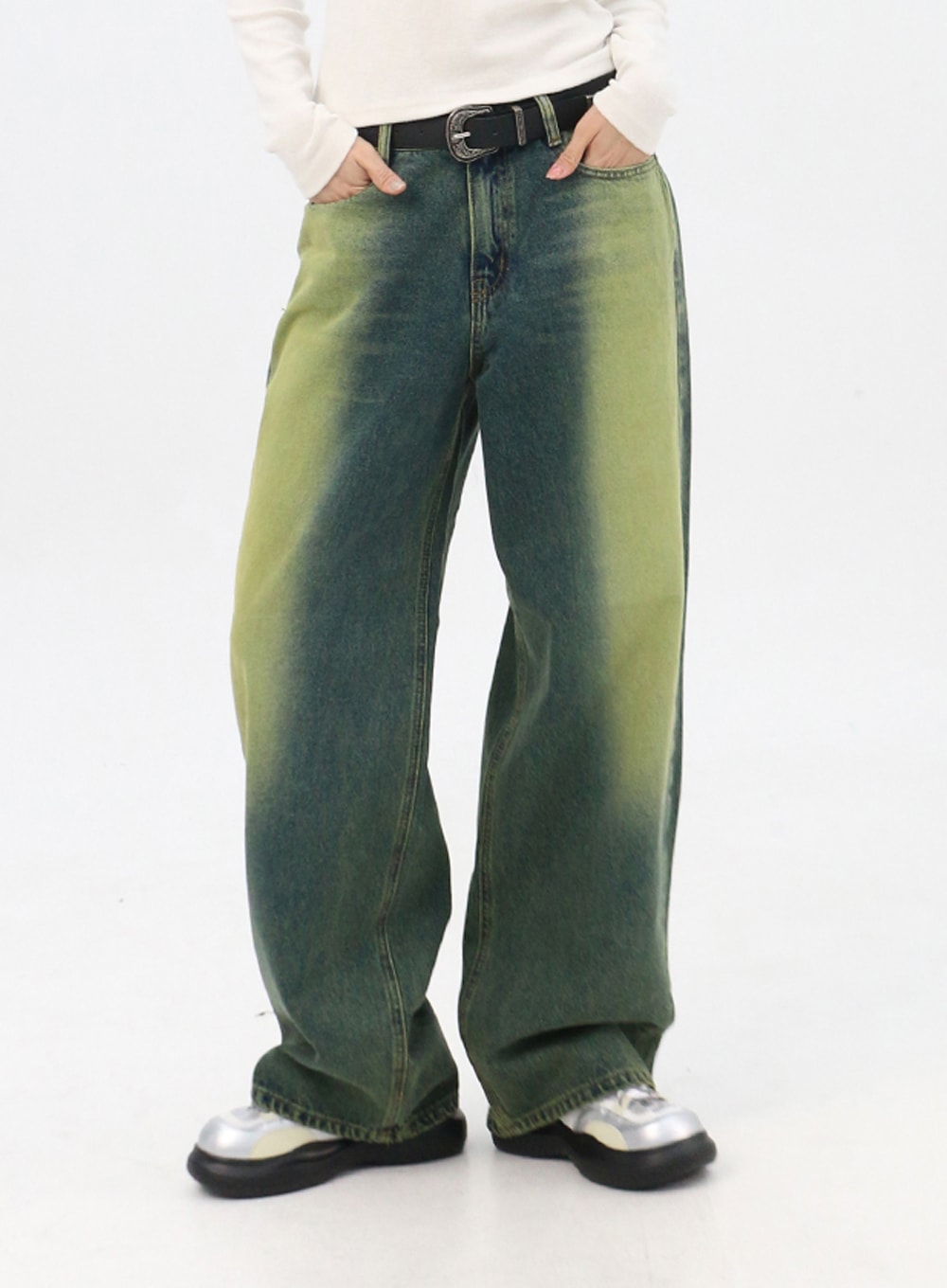 green-wide-leg-washed-jeans-in310 / Green