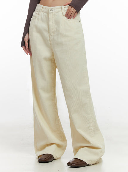 corduroy-dream-wide-leg-pants-in415 / Light beige