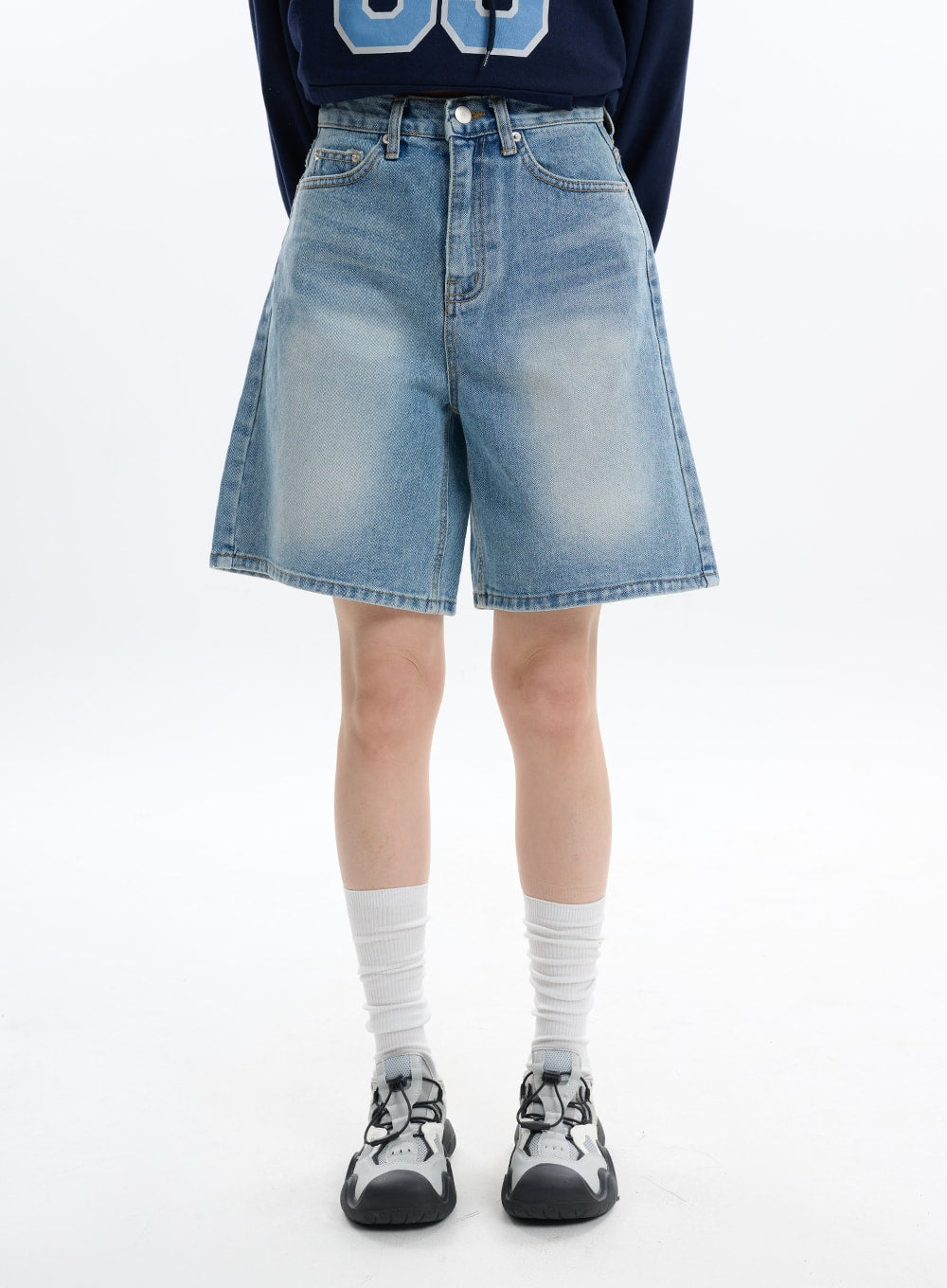 washed-denim-shorts-jorts-if413 / Light blue