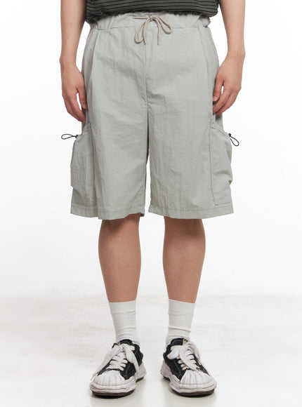 mens-nylon-wide-fit-pocketed-shorts-iy522 / Light gray