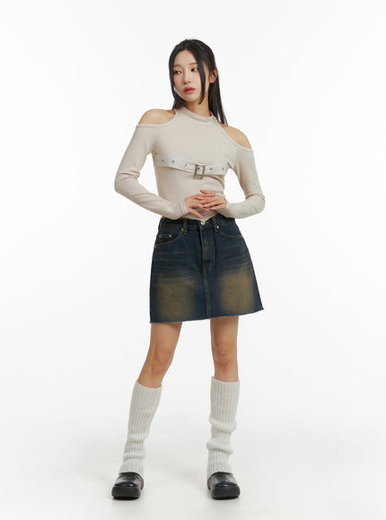 cut-out-turtle-neck-belt-crop-top-cj416