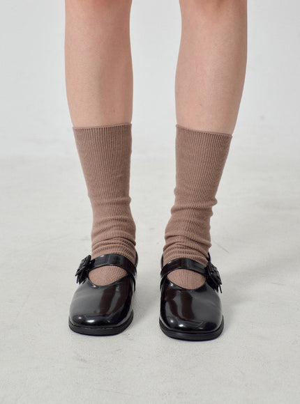 Ribbed Knit Socks OJ331
