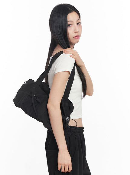 ribbon-duffel-bag-iy516