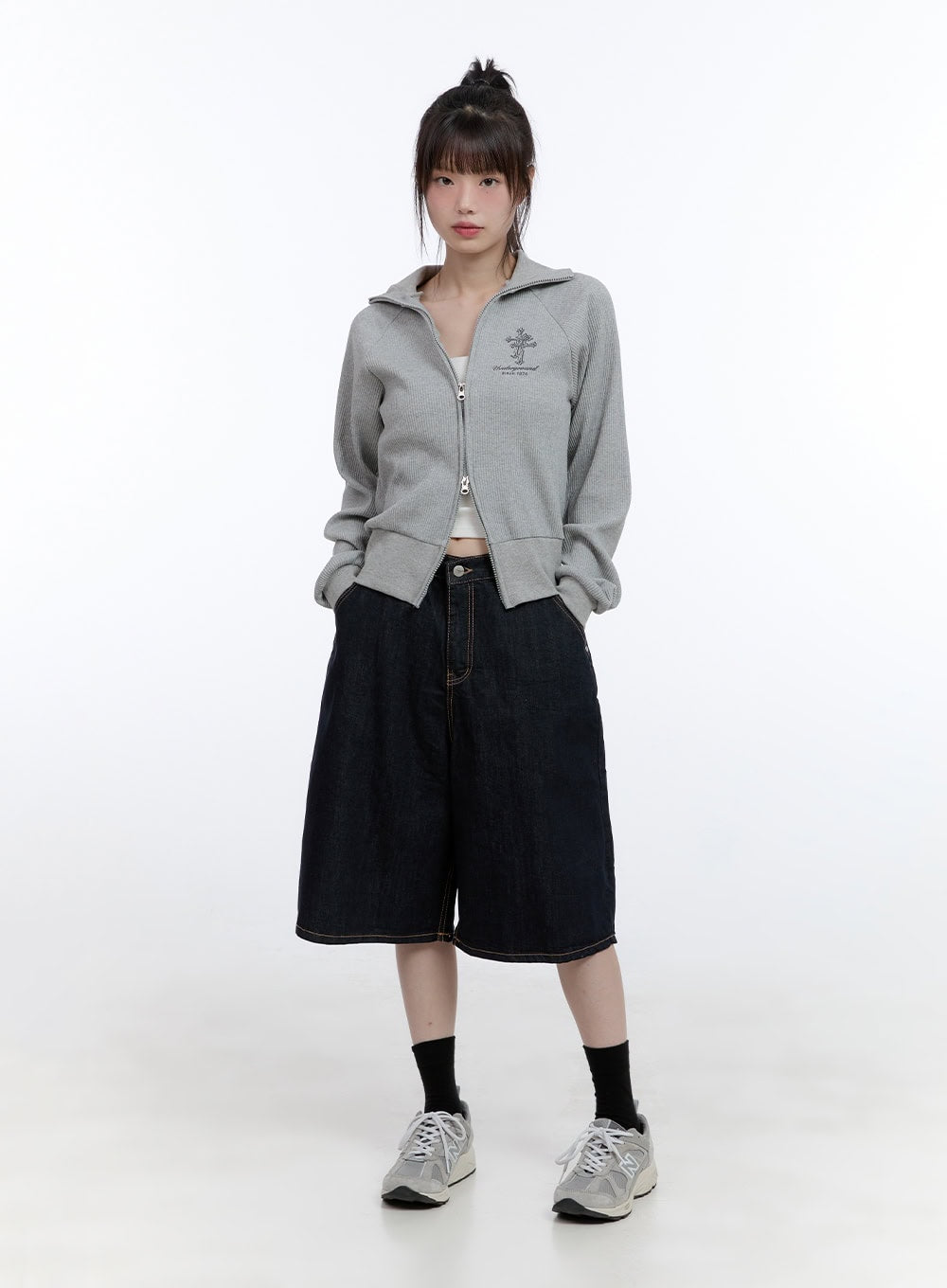 dora-stitched-baggy-jorts-cg413