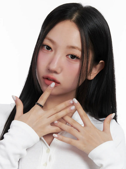 simple-black-cubic-ring-cd501