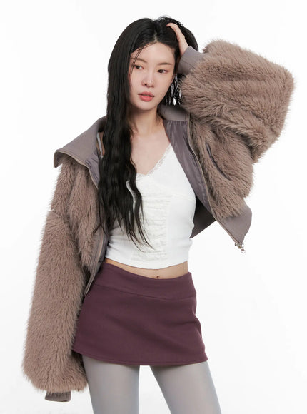 double-sided-faux-fur-crop-jacket-cn513