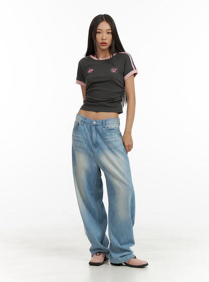 graphic-contrast-crop-top-cu414