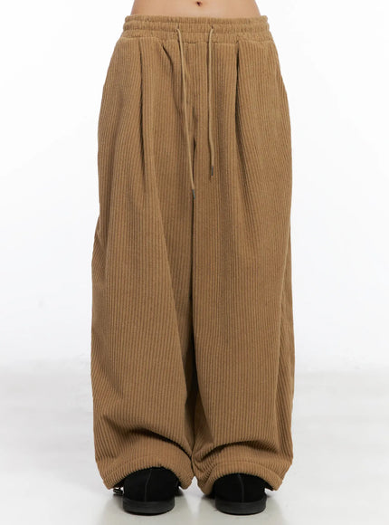 textured-fleece-baggy-pants-cd505 / Beige