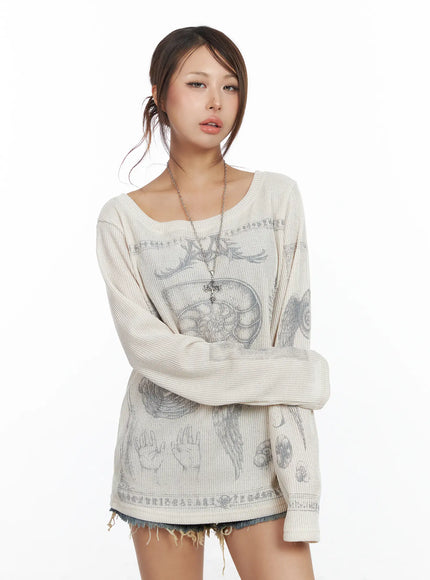 oversized-graphic-ribbed-long-sleeve-top-cf511 / Beige