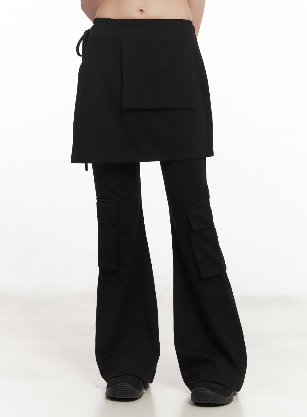 slim-fit-flared-pants-wrap-skirt-set-cm520 / Black