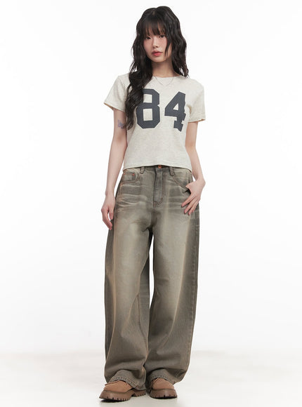 "84" Graphic Crop Tee  CM520