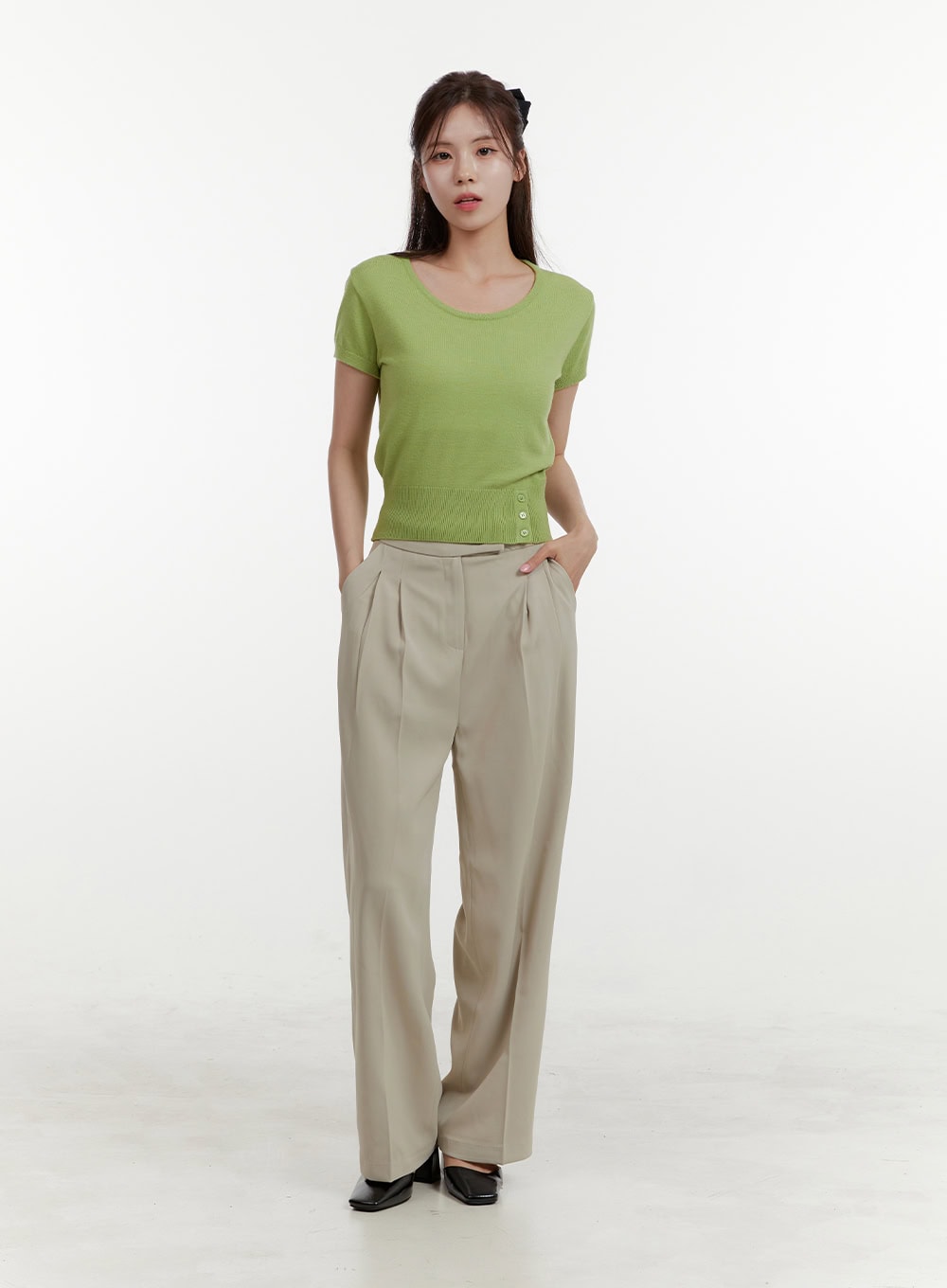 unbalanced-buttoned-crop-knit-tee-oy409