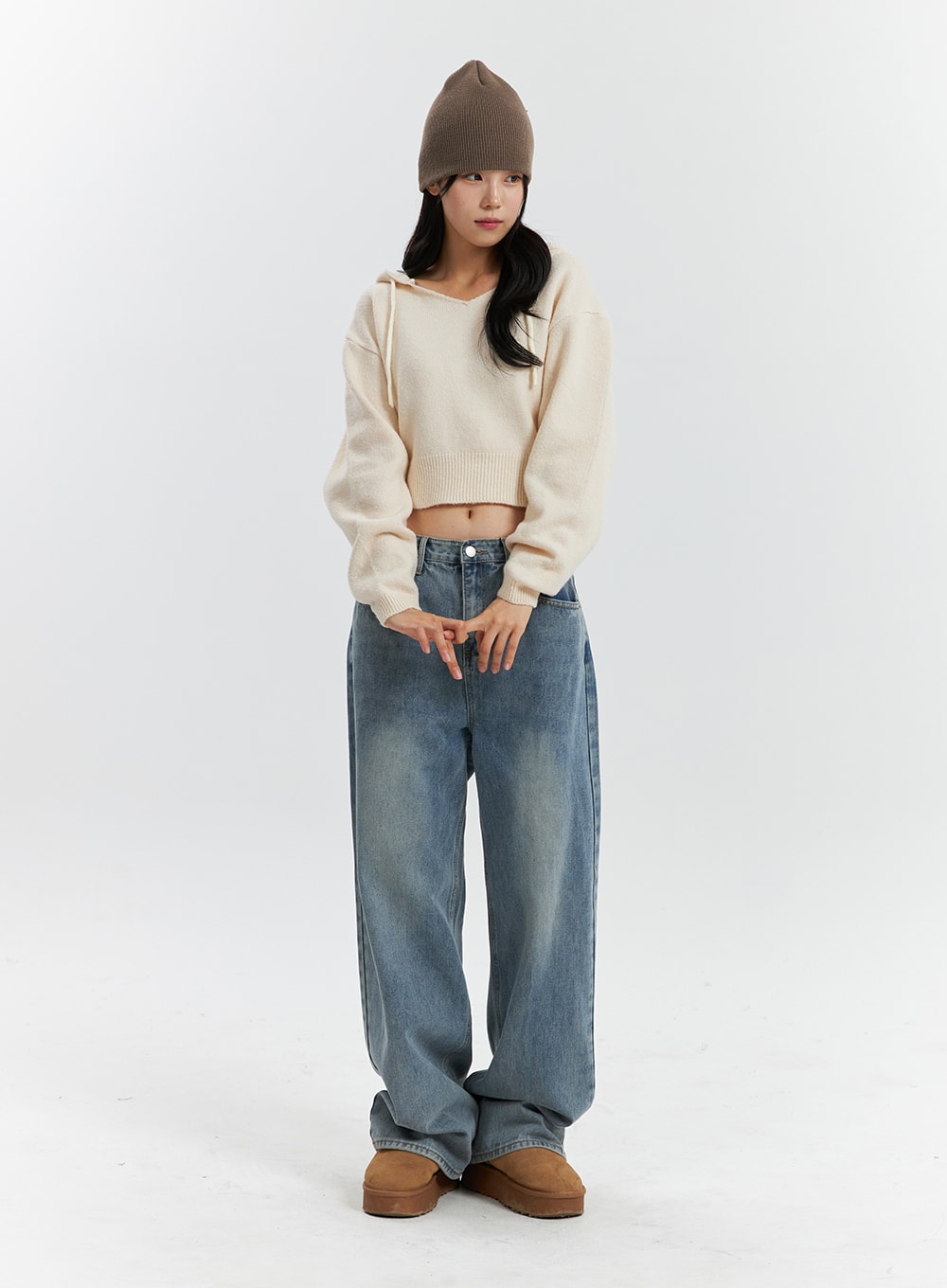 v-neckline-solid-drawstring-knit-hoodie-od320