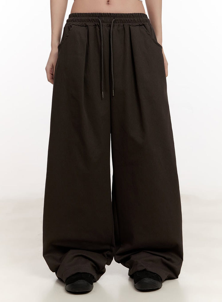 pintuck-wide-fit-sweatpants-cm507 / Dark gray